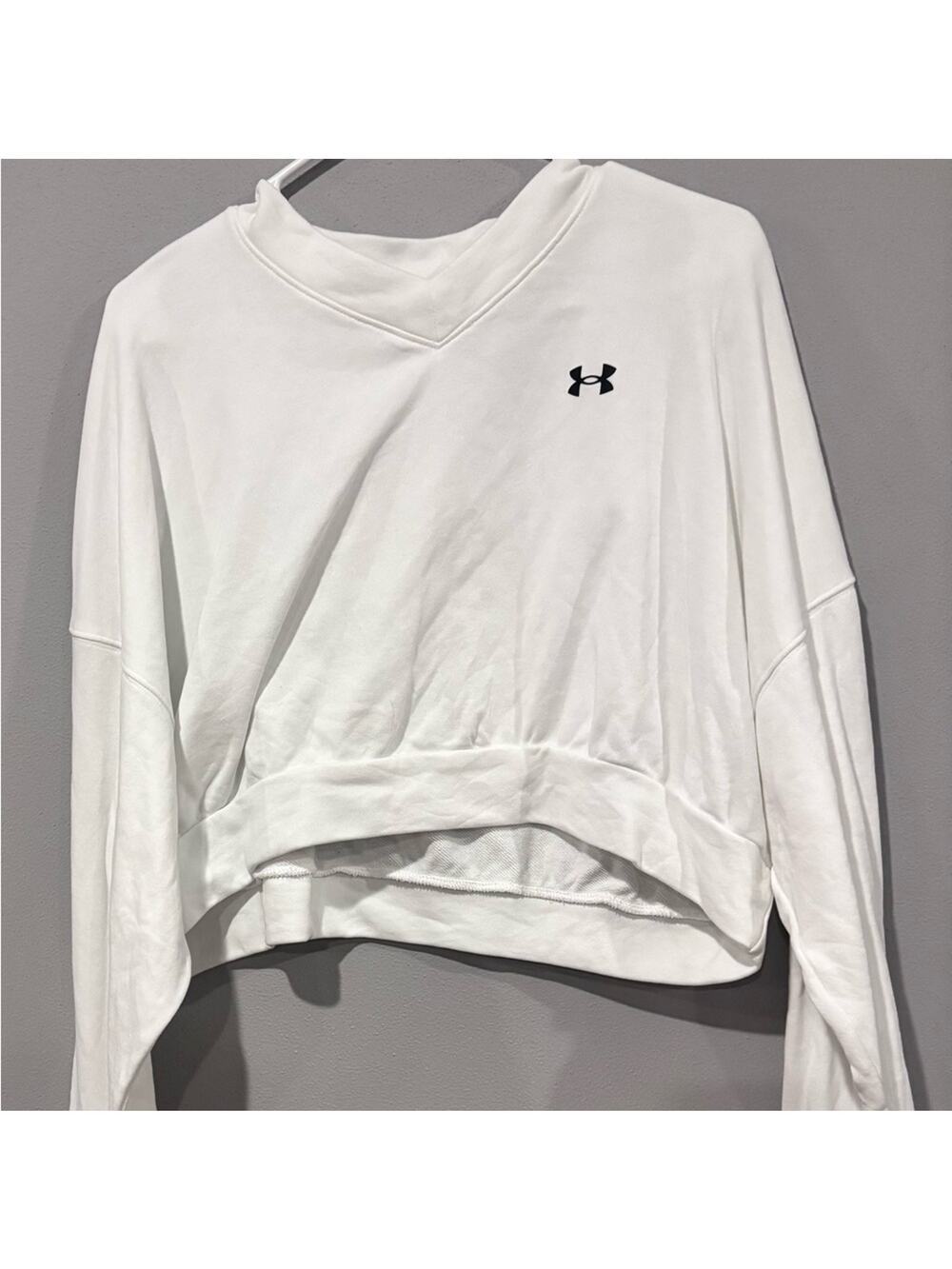 Under Armour Women's White Cropped Top XL